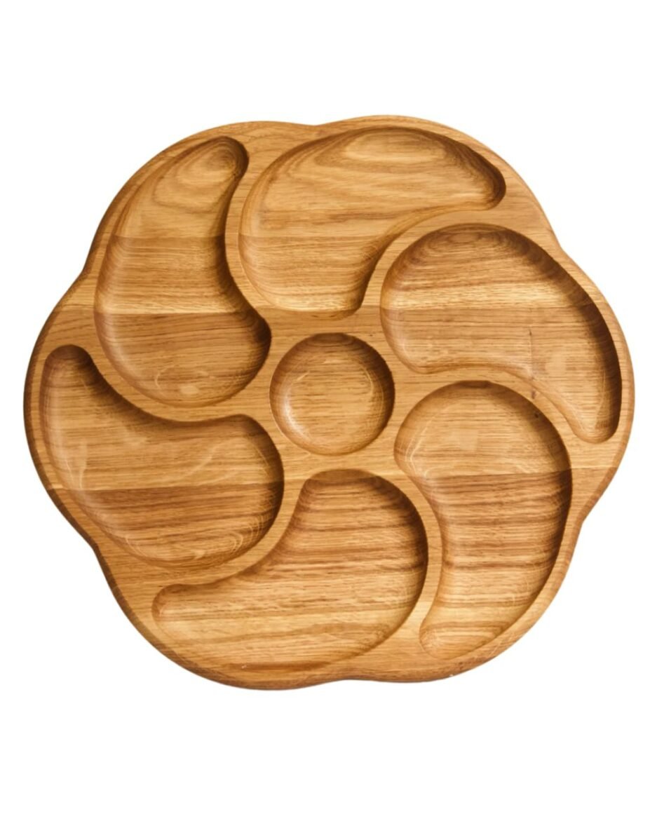 Rundes Serviertablett aus massiver Natureiche Orchidee – 35 cm: Ein Meisterwerk der Natur