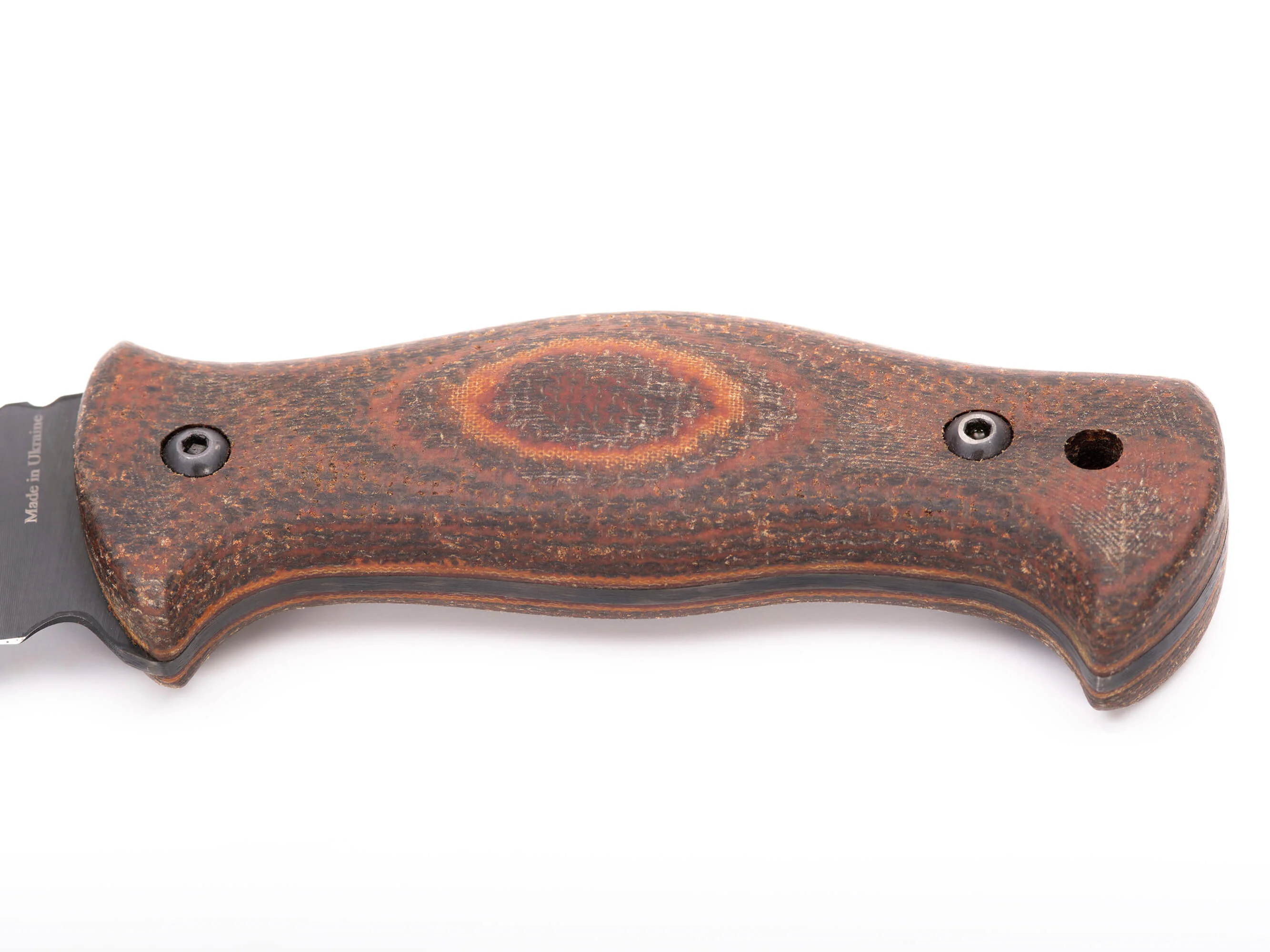 Handgeschmiedetes Bushcraft-Messer RK-8 mit Textolit-Griff — geschwärzte Klinge aus 65G-Kohlenstoffstahl, Lederscheide Handgeschmiedetes Bushcraft-Messer RK-8 mit Textolit-Griff — geschwärzte Klinge aus 65G-Kohlenstoffstahl, Lederscheide