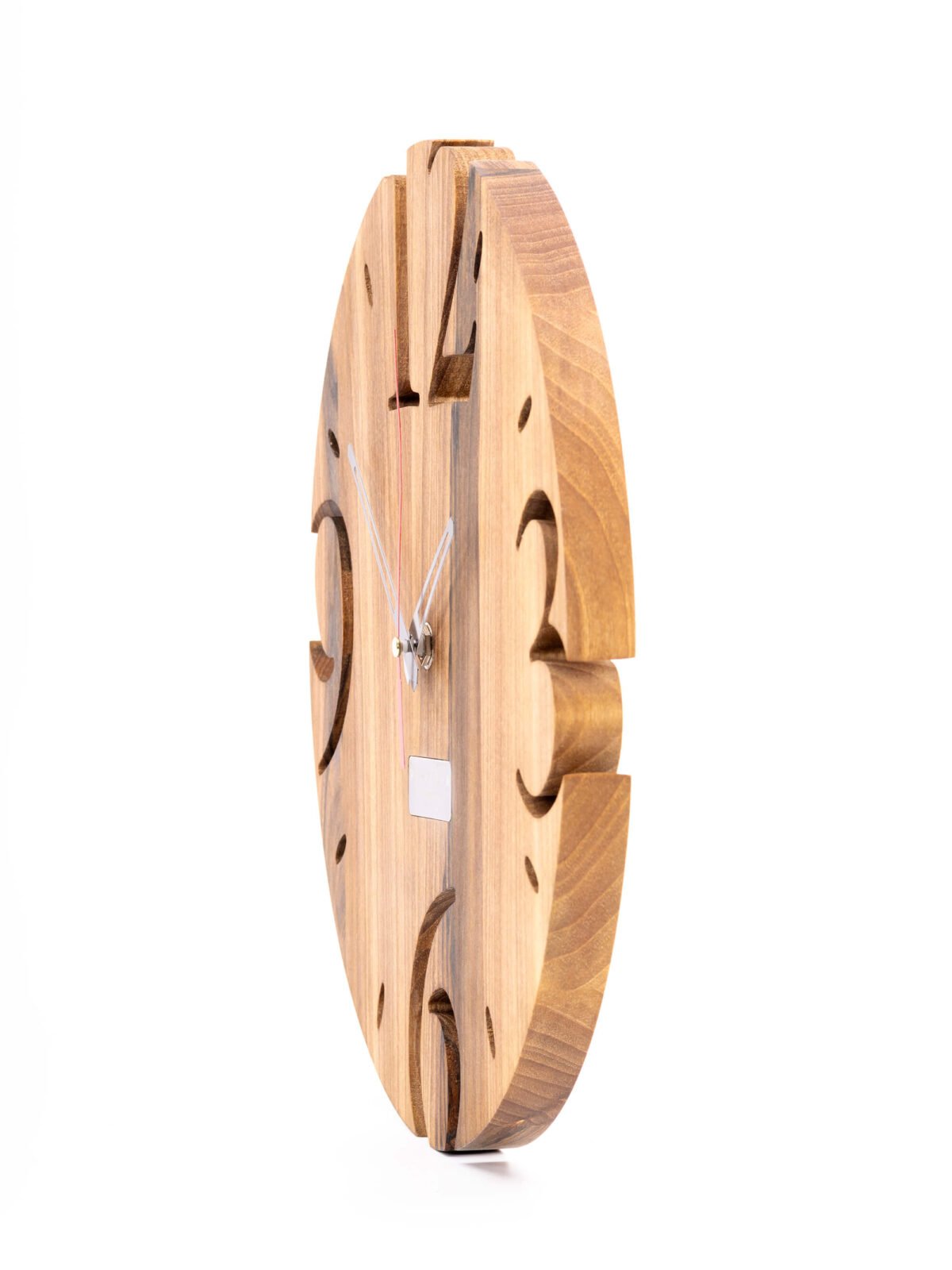 Wanduhr aus massivem Nussbaum — Ø 30 cm, Naturöl-Wachs-Finish, geräuscharmes Quarzwerk Wanduhr aus massivem Nussbaum — Ø 30 cm, Naturöl-Wachs-Finish, geräuscharmes Quarzwerk
